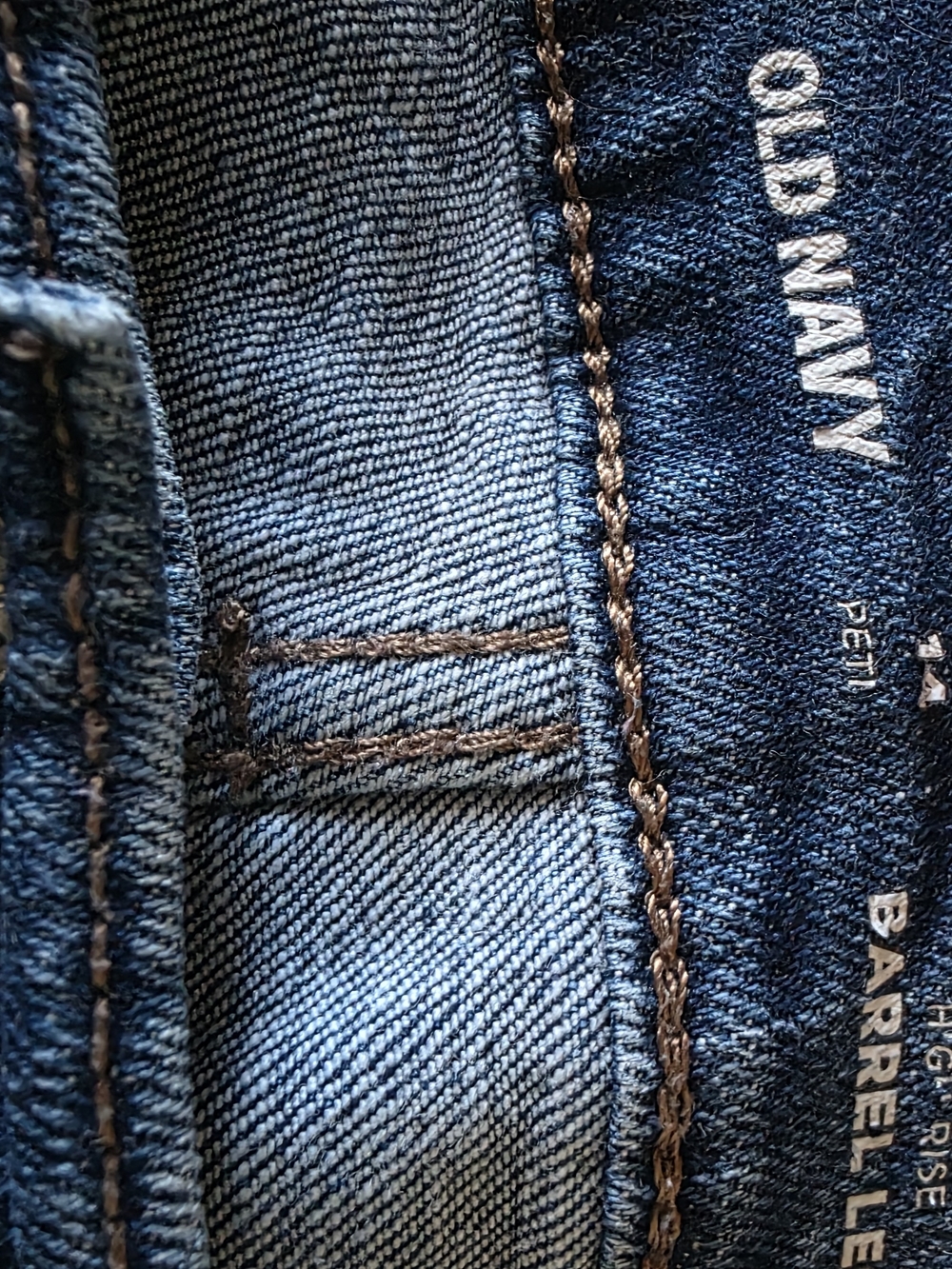 Old Navy Blue Barrel Leg Jeans - Picture 5 of 6